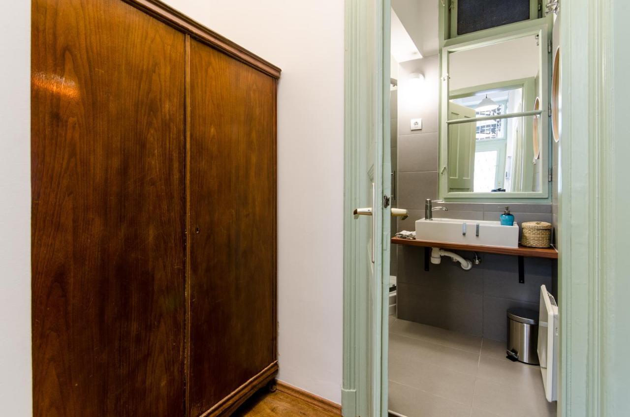 B63 2 Bedroom Apartment In Heart Of City Budapest Bagian luar foto